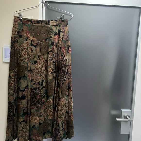 Paul Costello Made in Ireland ,set of top and skirt size 10, pure light wool. - Picture 6 of 14